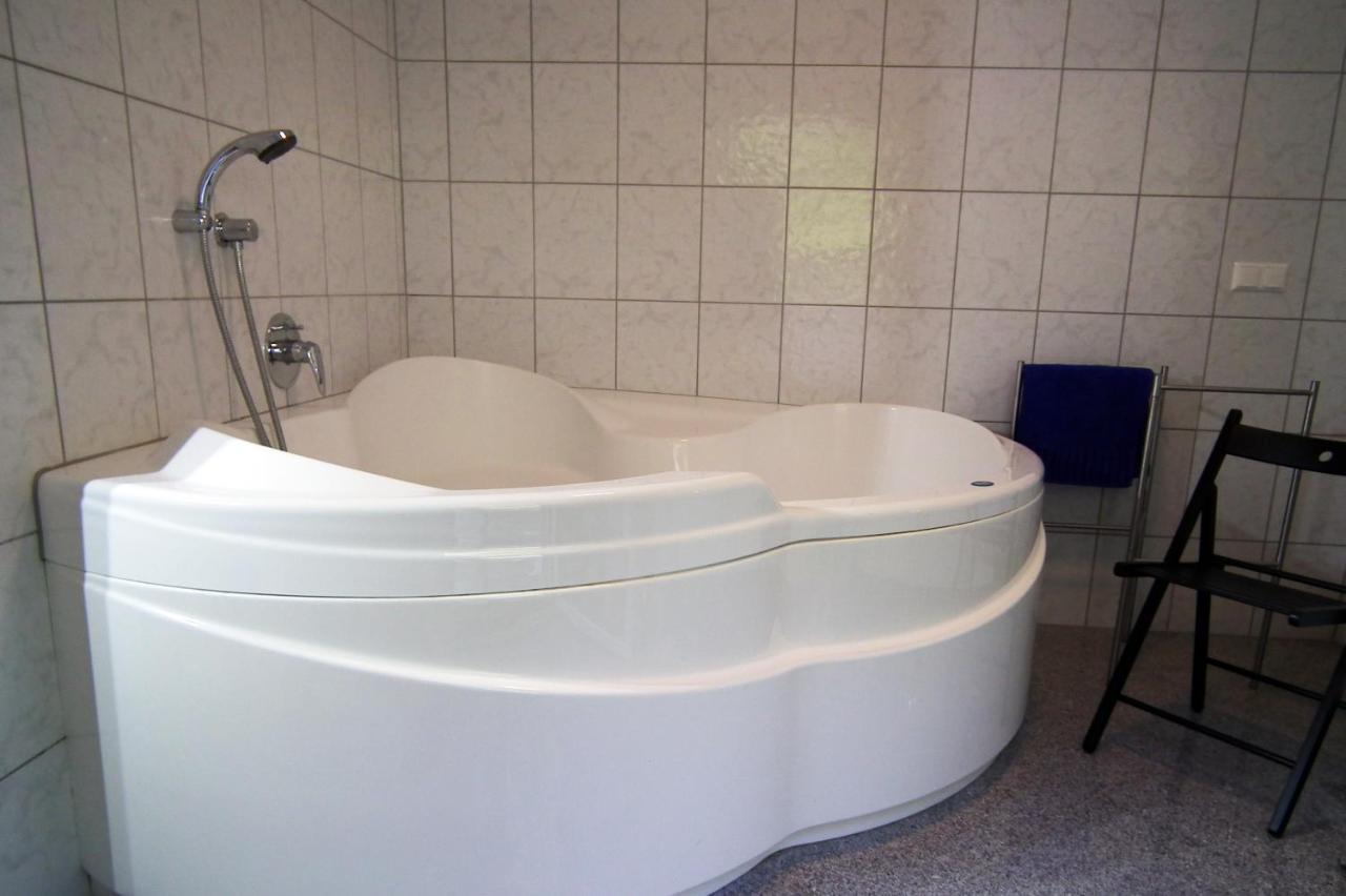 Baker'S Pond Apartment Two Velden am Worthersee Bagian luar foto